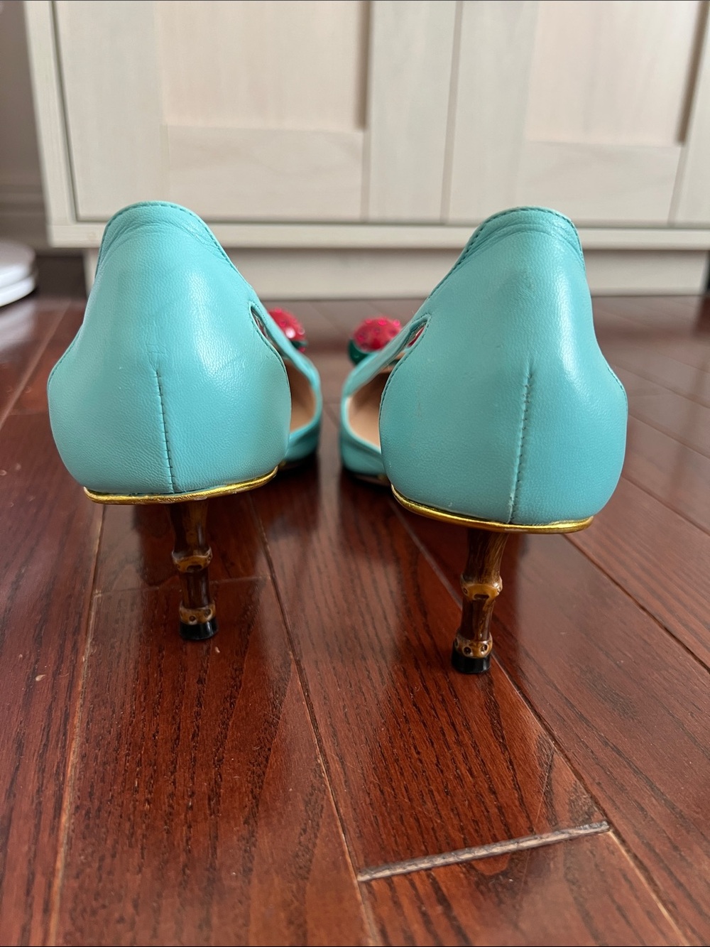 Gucci · By Alessandro Michele · 2019 · Unia Cherry Patent Leather Pumps Size 8.5 - Picture 6 of 8